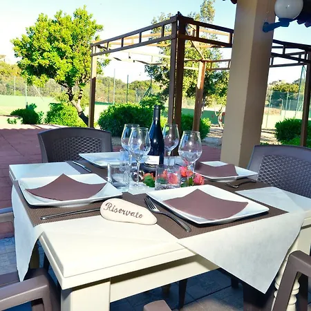 Aparthotel Le Rocce *