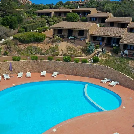 Aparthotel Le Rocce *